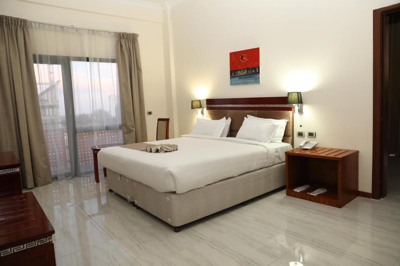 Kenenisa Hotel Addis Ababa Exterior photo